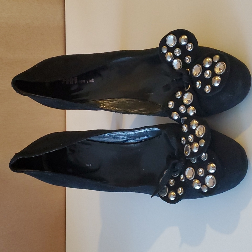 Juno Black Velvet Pumps